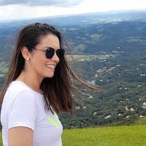 Meet your Posher, Débora